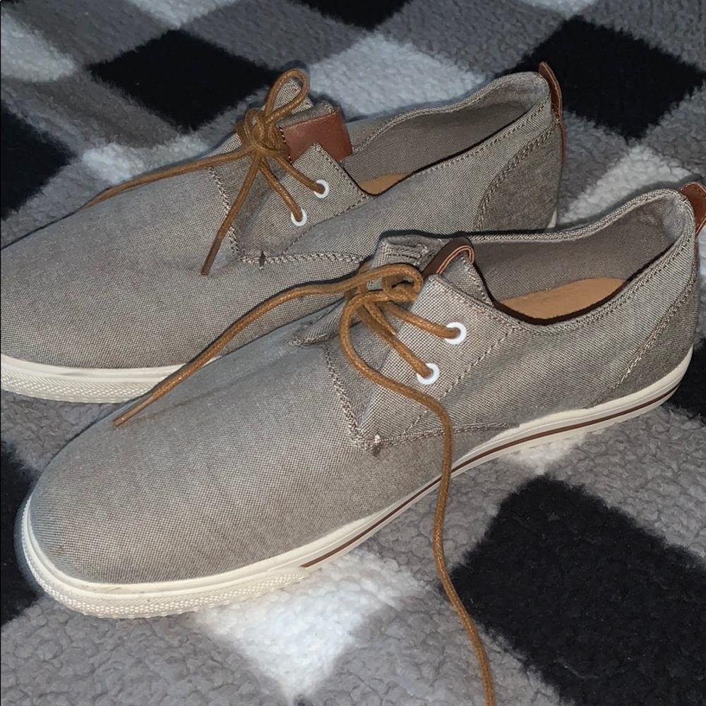 Boys mountain creek dress shoes